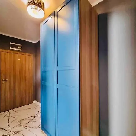 Апартаменты Raspberry Stylish & Free Underground Parking *