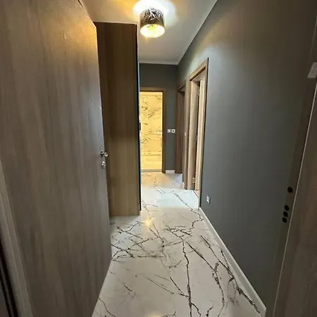 Apartment Raspberry Stylish & Free Underground Parking *